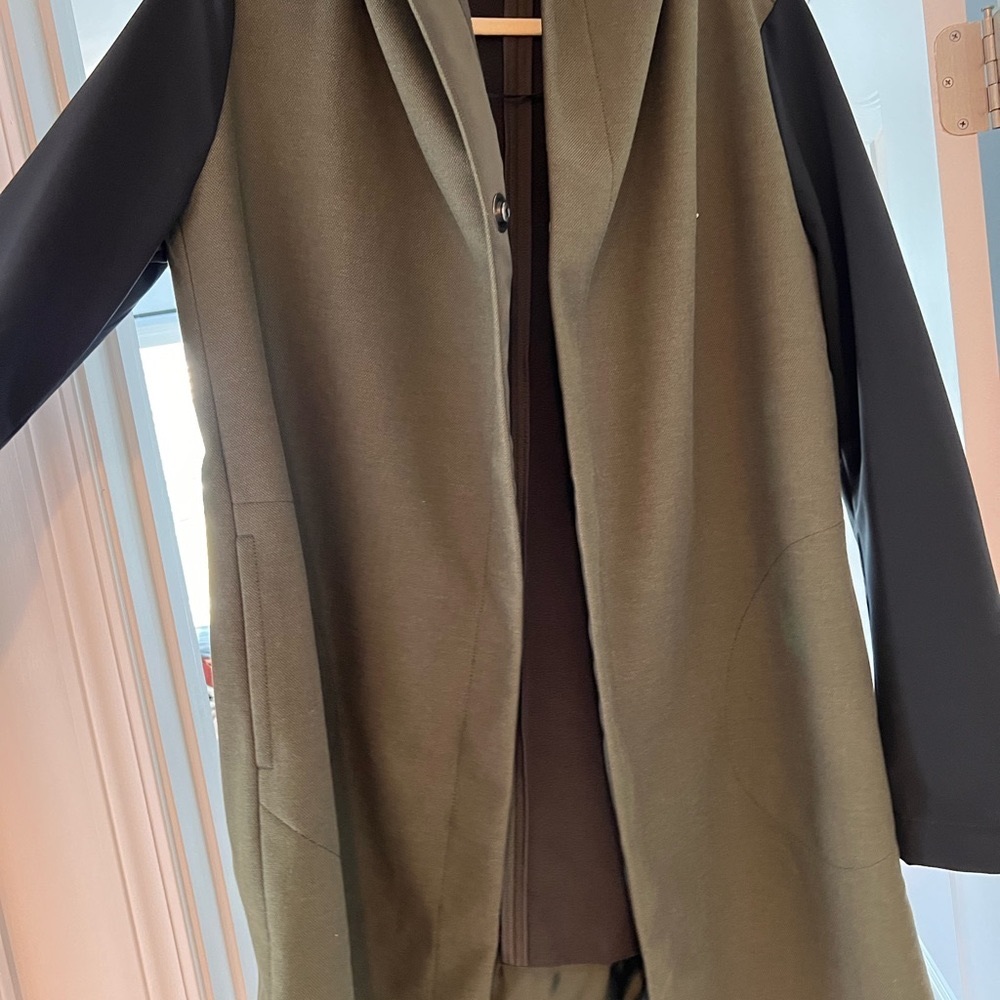 Lululemon Jacket